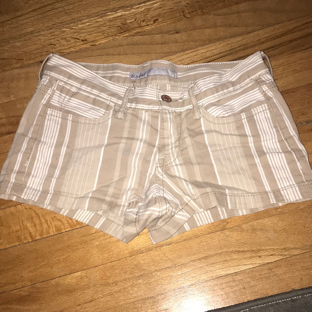 Khaki shorts